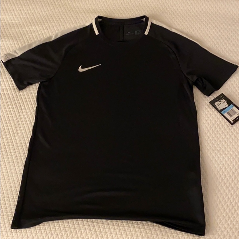 Men’s Nike Drifit tee